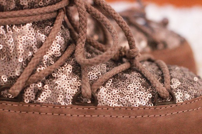 WIN: IKKII Boots